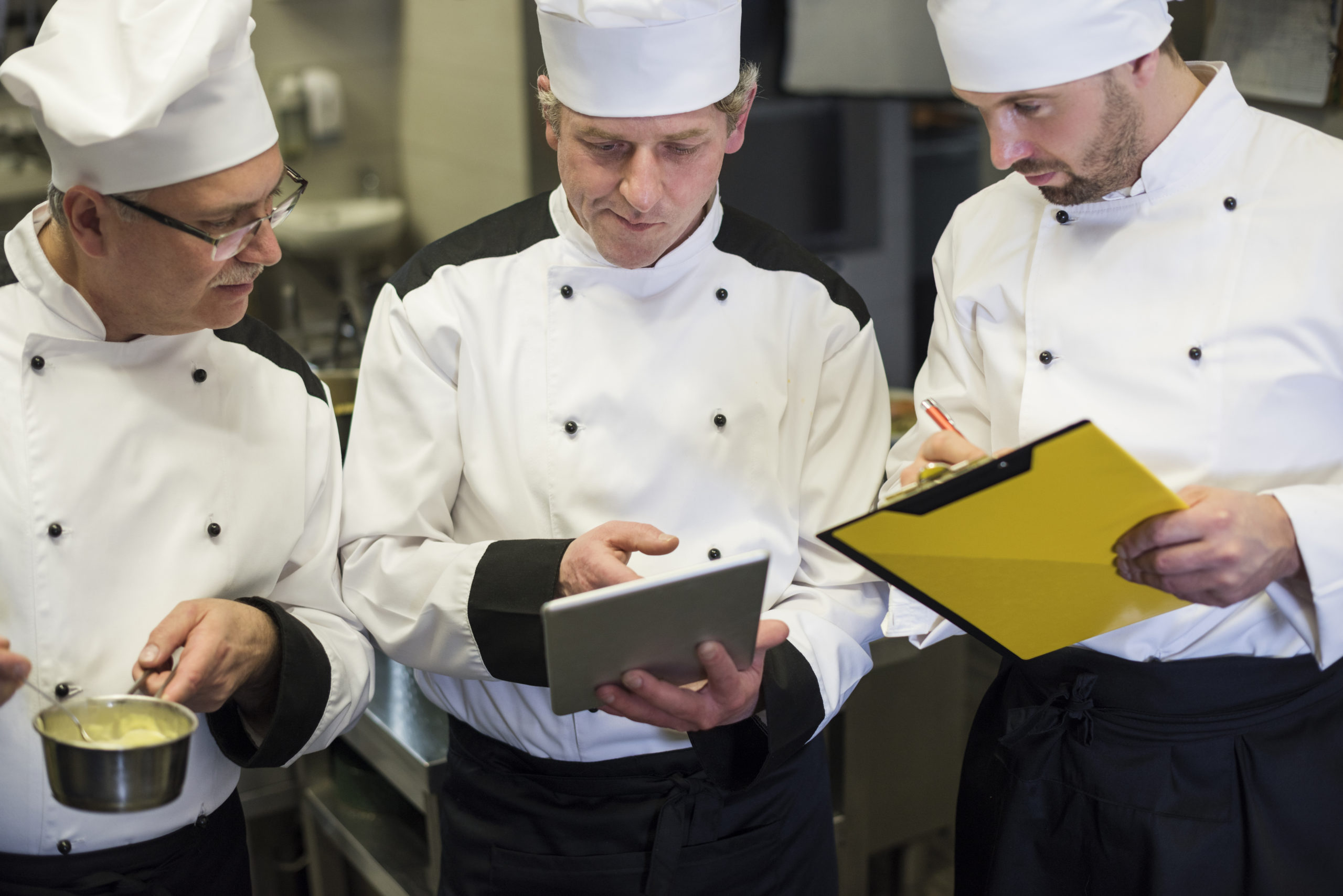 Chef Entrepreneur - learn how to overcome marketing challenges for your restaurant business